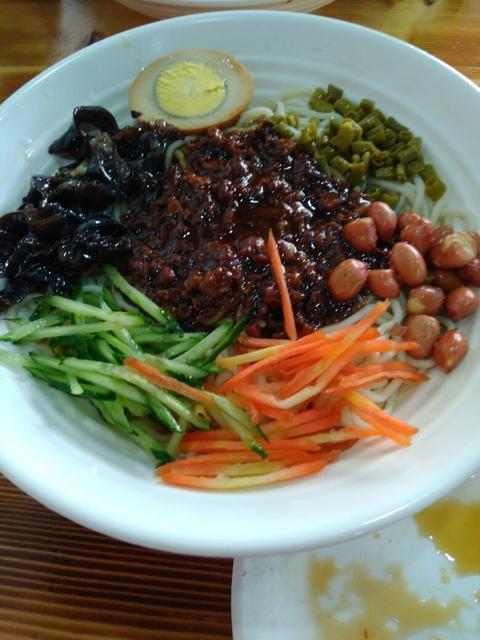 老北京炸酱面赤城路店