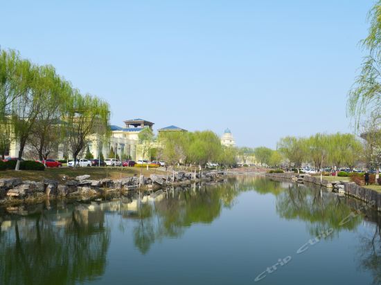 唐山南湖紫天鹅大酒店