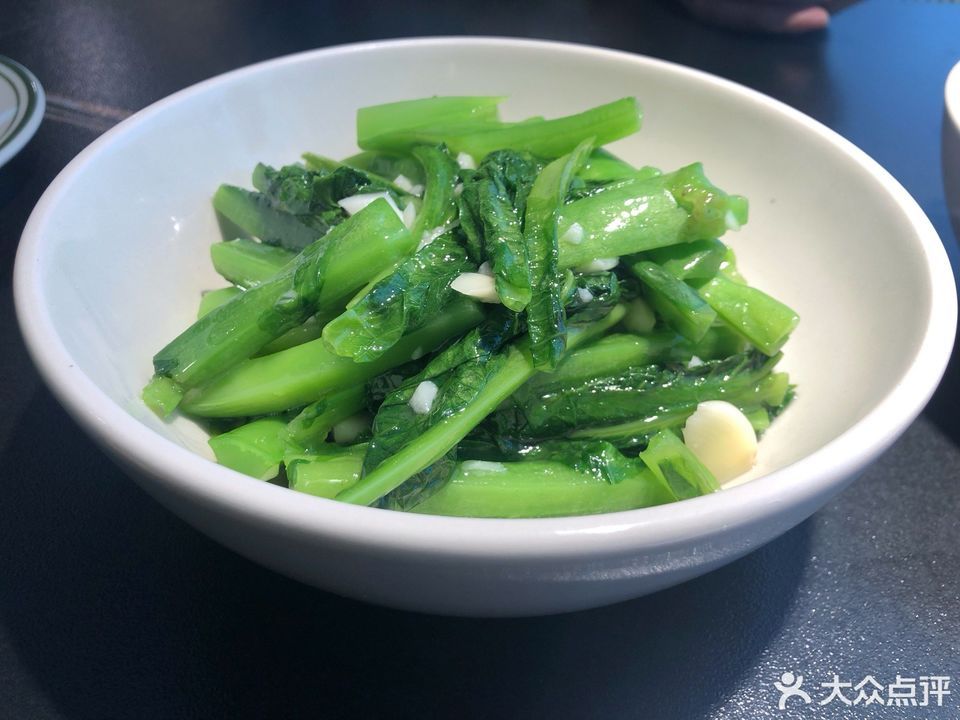 蒜蓉凤尾尖图片