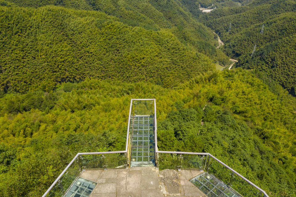 余姚市白鹿狮峰观景台图片