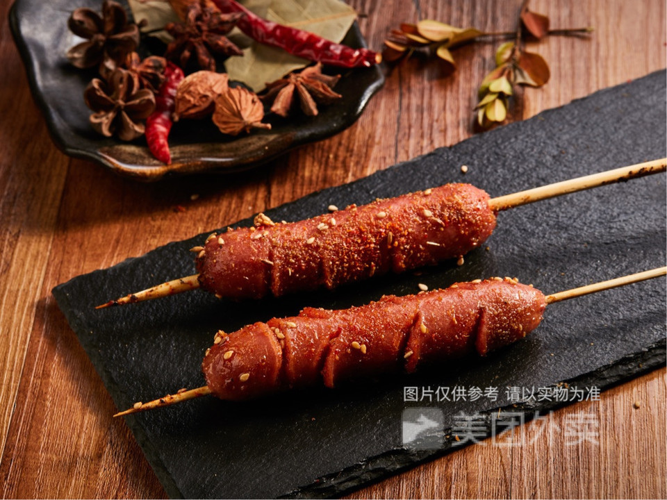 童年烤热狗图片