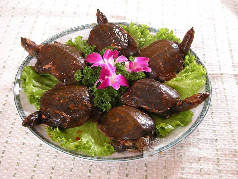 卤司令秘制小甲鱼