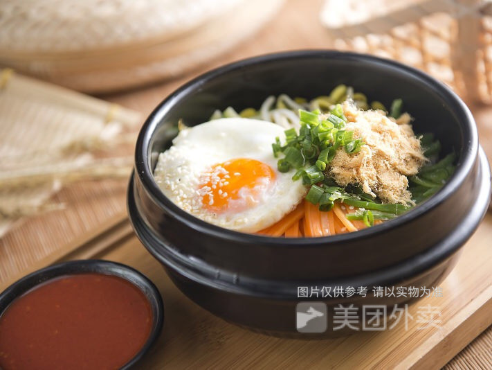 金针肉松石锅拌饭图片