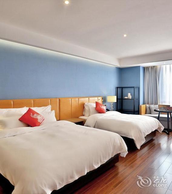 泊宁酒店宁波南塘老街店