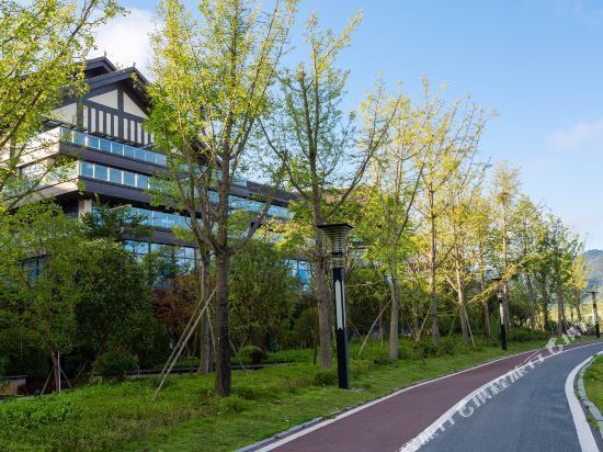 兴义湖景国际酒店