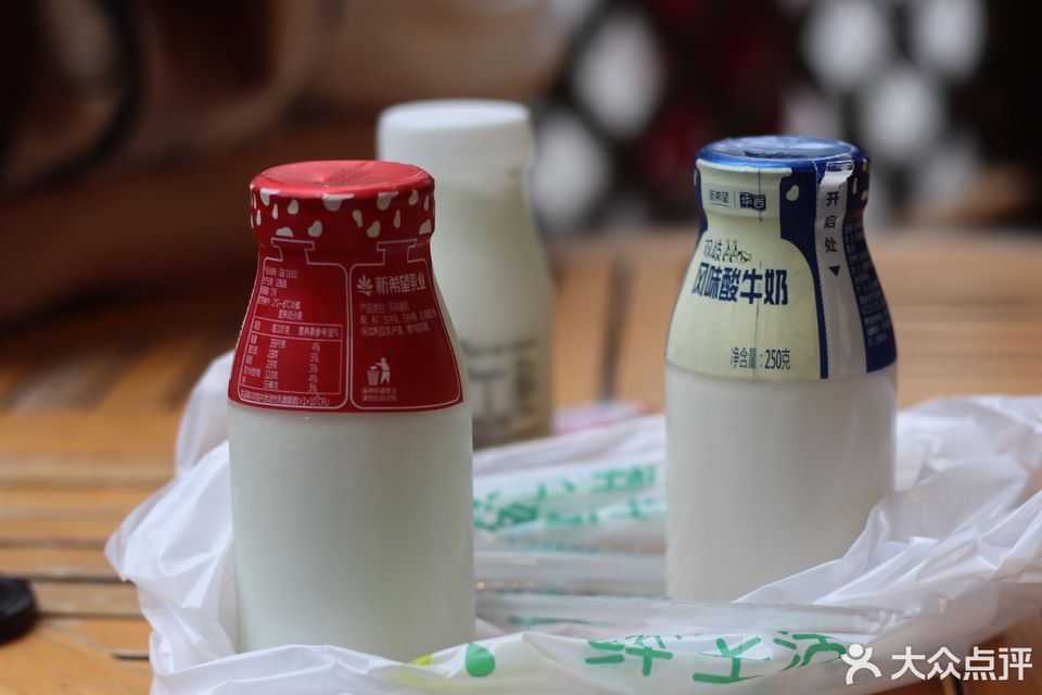 风味酸牛奶推荐菜:新希望鲜生活(天府三街店)位于成都市武侯区天府