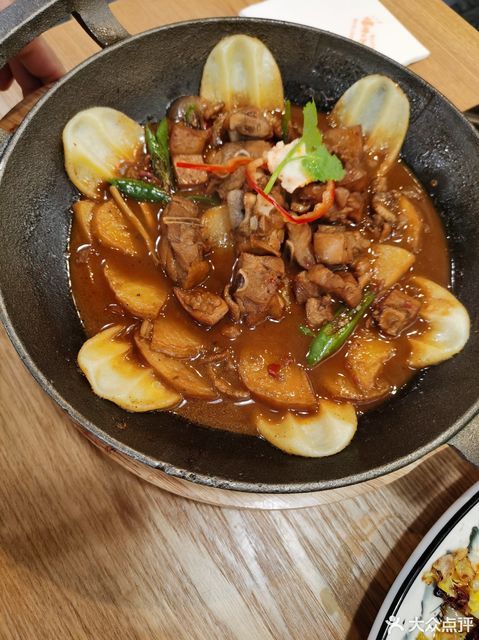 爆味小地锅新悦广场店