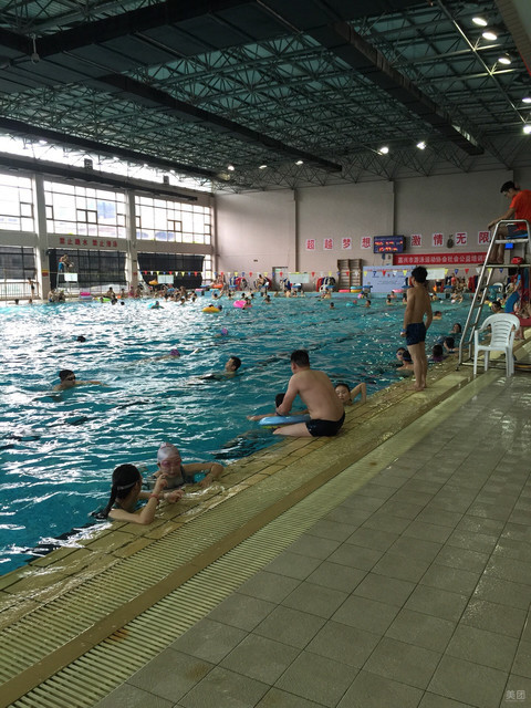 嘉兴学院游泳馆