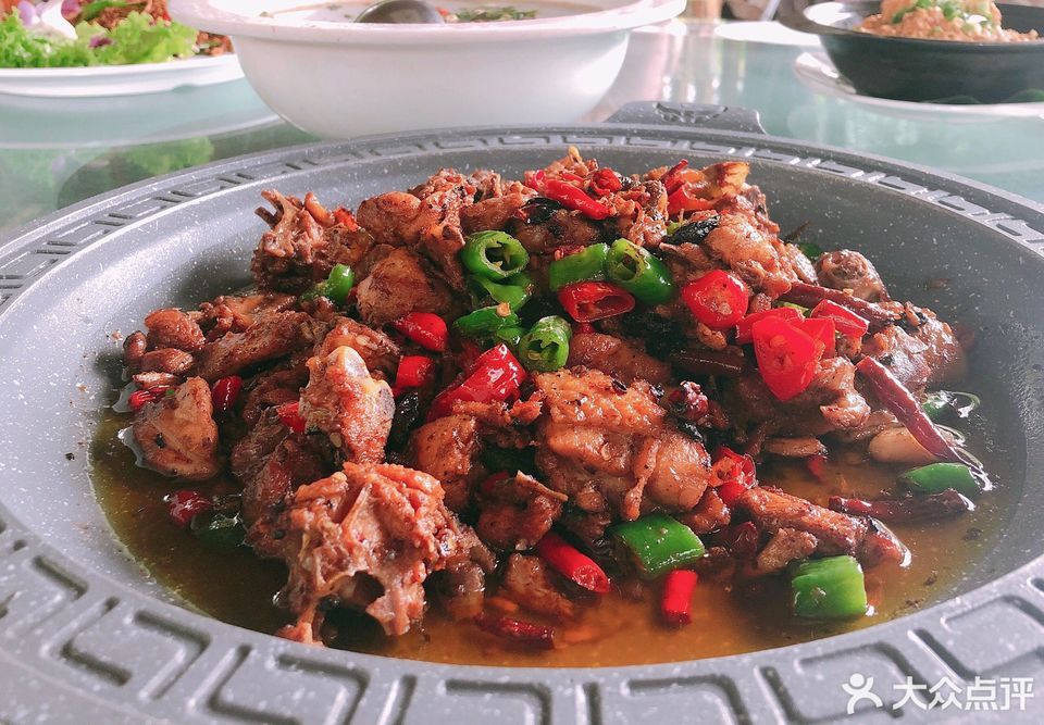 香茅草炒鸡图片