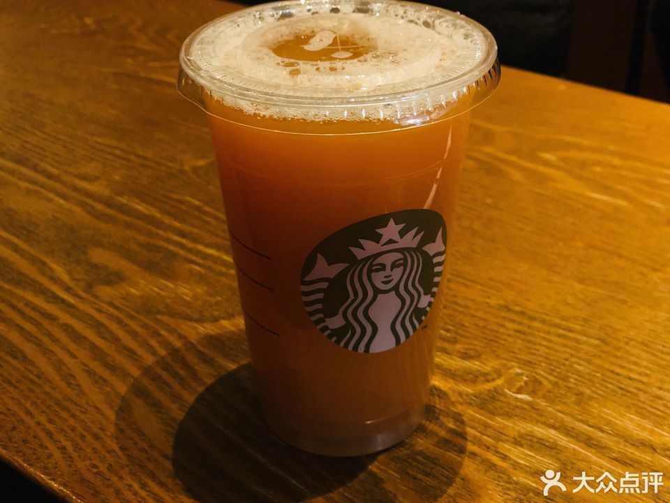 冰摇桃桃乌龙茶