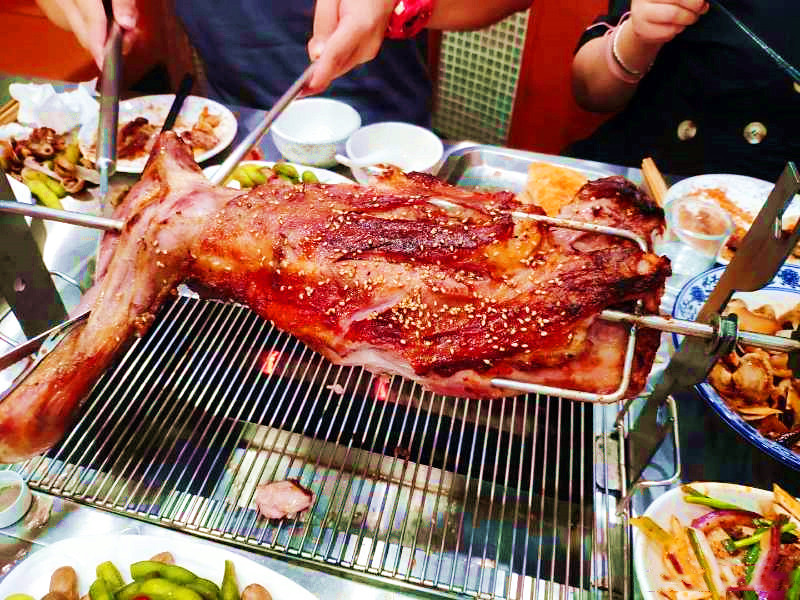 巴图鲁烤羊腿
