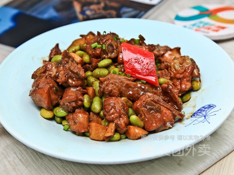 毛豆烧鸡盖浇饭图片