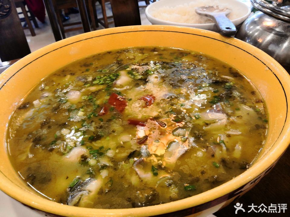 红光食堂位于成都市郫都区港通北三路 标签:餐饮食堂川菜餐馆中餐