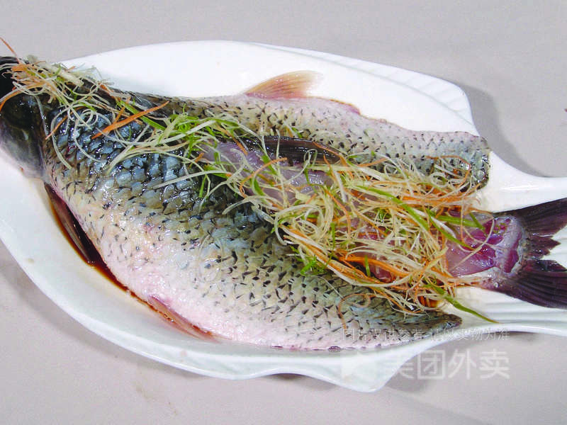 清蒸鲩鱼图片