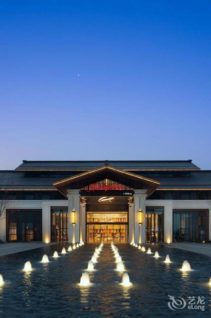 峨眉山景区希尔顿欢朋酒店图片