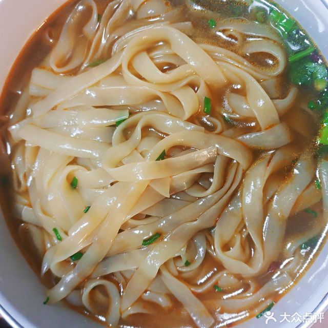 推荐菜:蚝门炭烧位于鞍山市铁西区共和街可鑫发艺旁