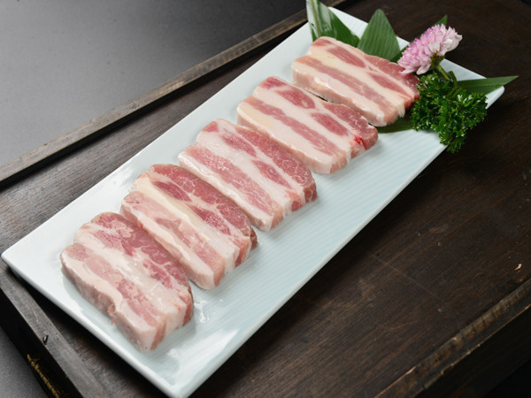 大片五花肉图片