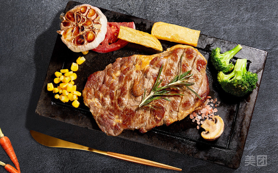 美式火焰牛扒推荐菜:牛扒有约(寮步万润广场店)位于东莞市香市路万润
