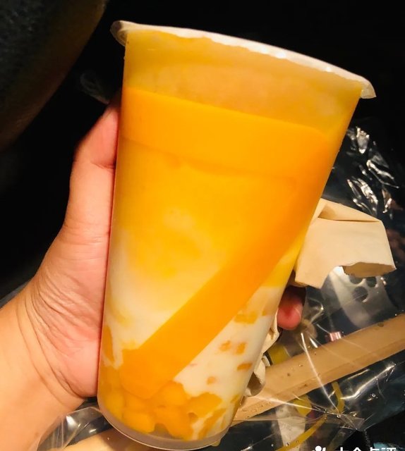酸奶杨枝甘露图片