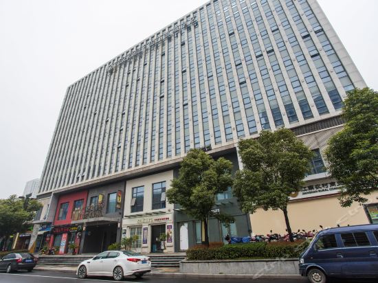锦江都城酒店常州恐龙园新北万达广场店