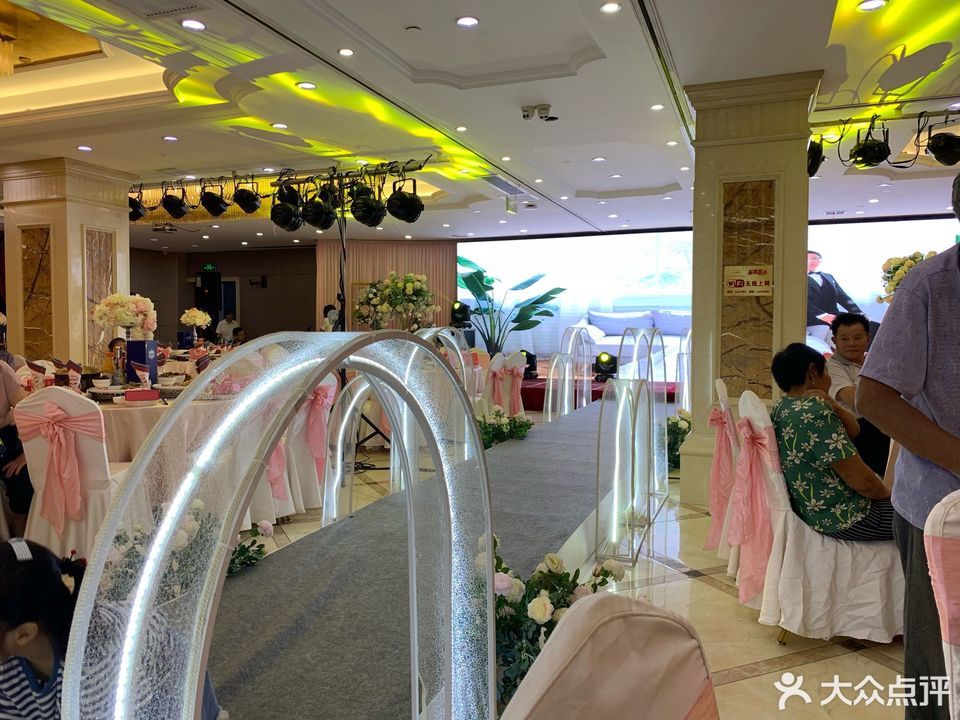 苏州市 餐饮服务 餐馆 正餐 中餐正餐 > 石湖大酒店·宴会厅