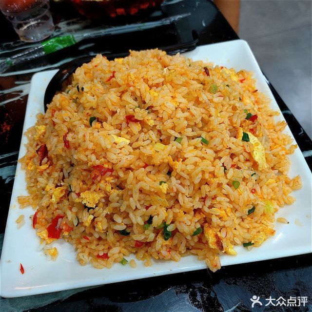 糟辣椒炒饭图片