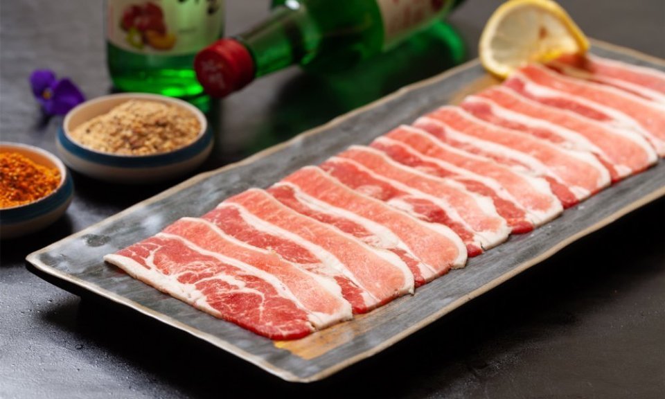 大片五花肉图片