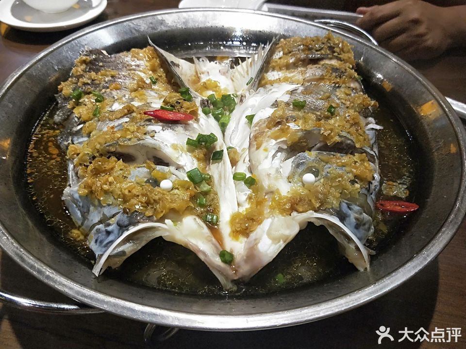 东圳鱼头馆黄石店