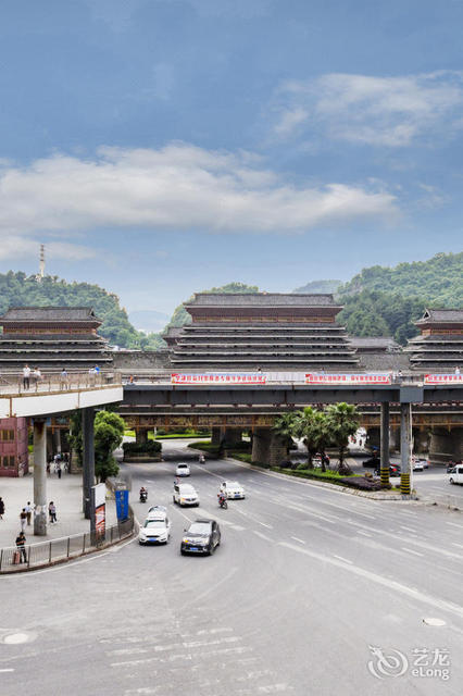 贵阳财富广场梵谷民宿17号店