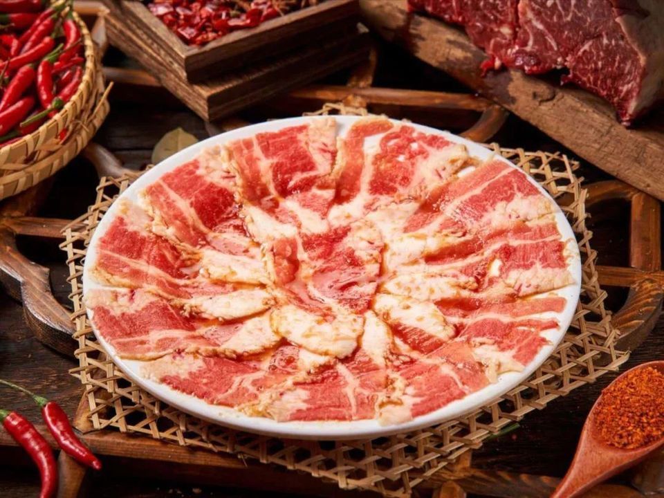 特色秘制肥牛图片