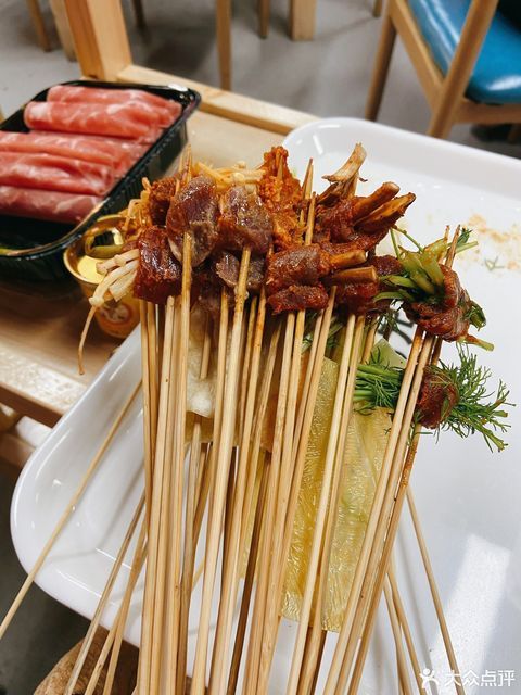 蜀儿郎市井串串科技路店