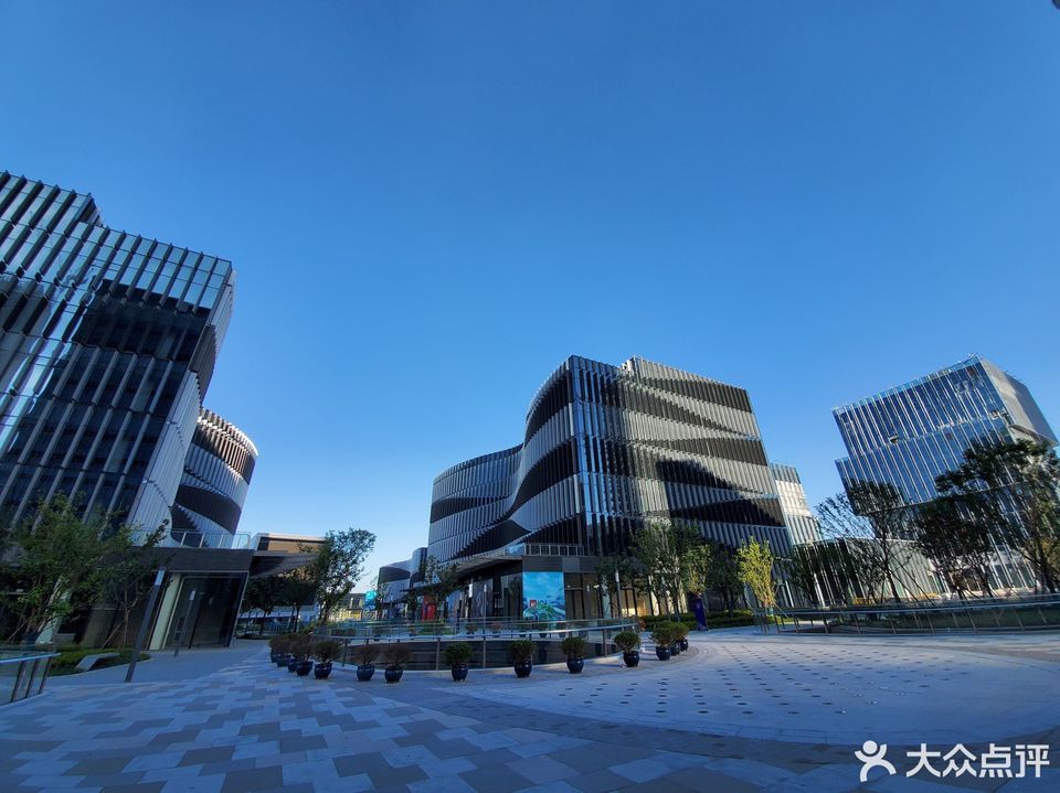  上海西岸传媒港开发建设有限公司