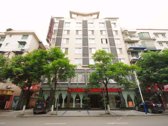            金辉商务酒店(新华路)