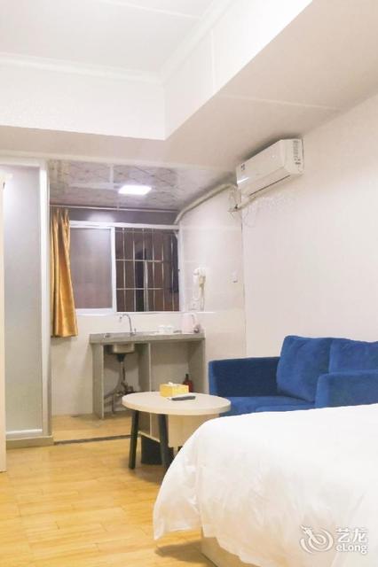 深圳果漫公寓酒店原快易住酒店式公寓深圳北站店