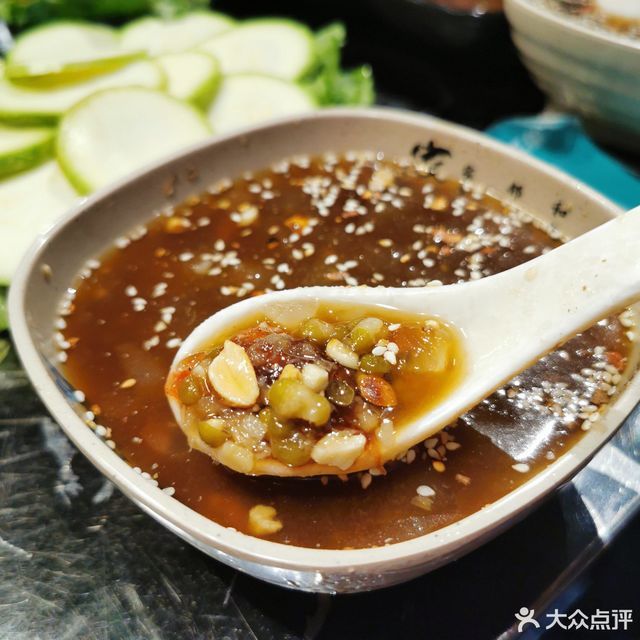 黑糖绿豆冰粉图片