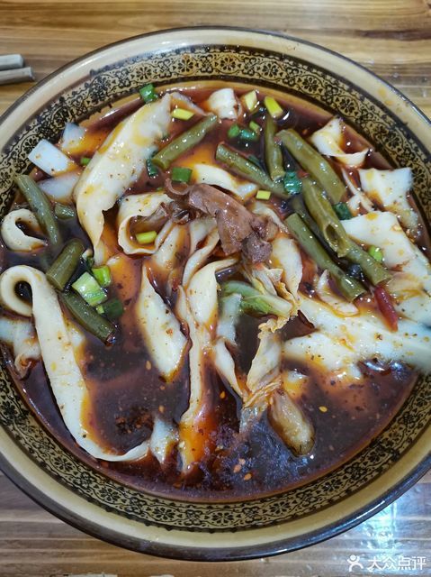 鸡杂铺盖面图片