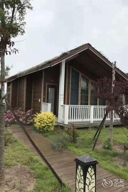 唐山市 住宿服务 酒店 > 唐山月岛之旅民宿(月坨岛旅游度假村分店)