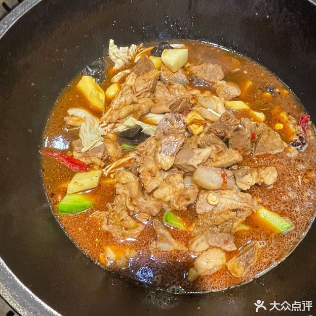 筋头巴脑牛肉锅小锅图片