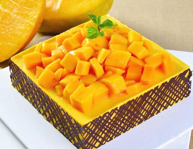 芒果夹心蛋糕图片