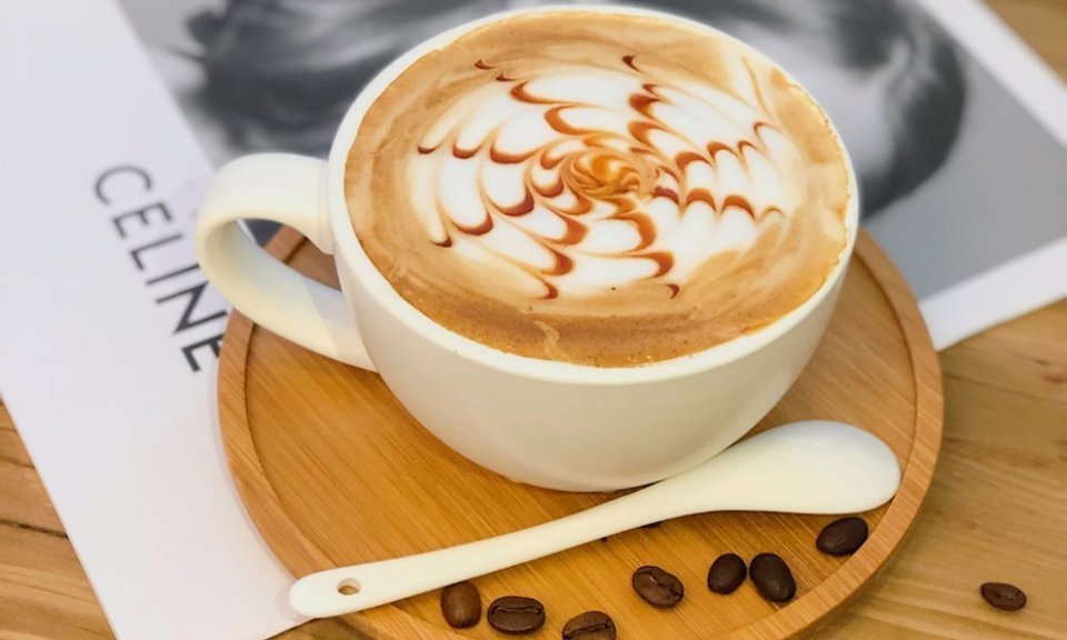 焦糖海盐拿铁图片