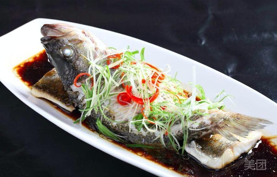 清蒸包公鱼图片