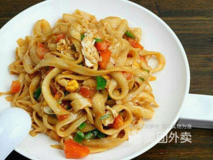 鸡蛋炒刀削面图片