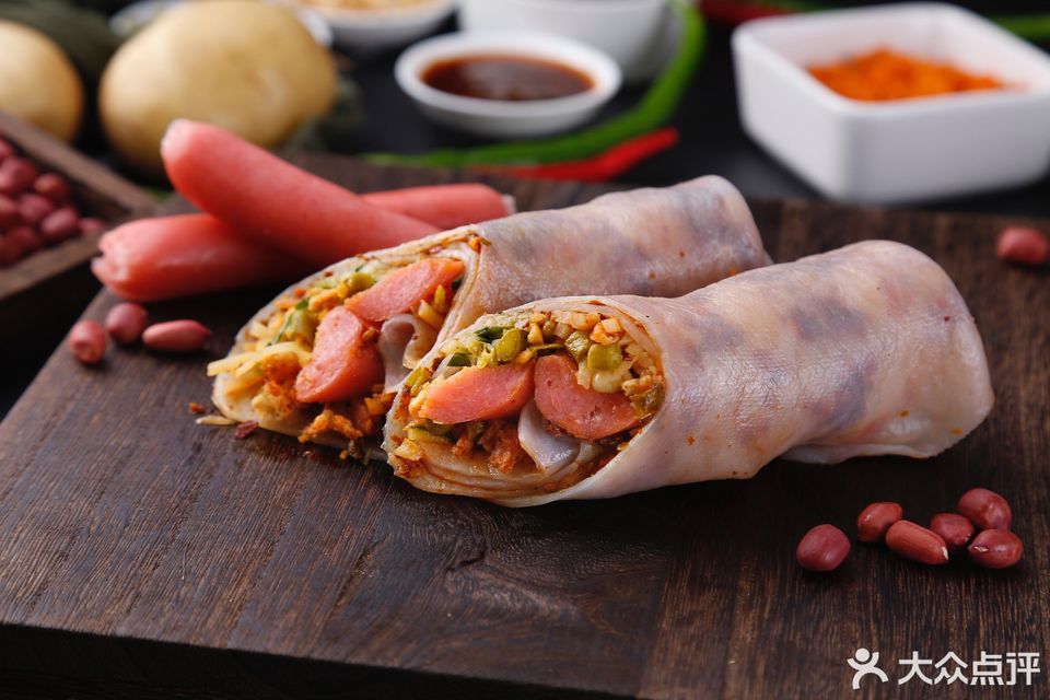 阿战卷凉皮天空之城店