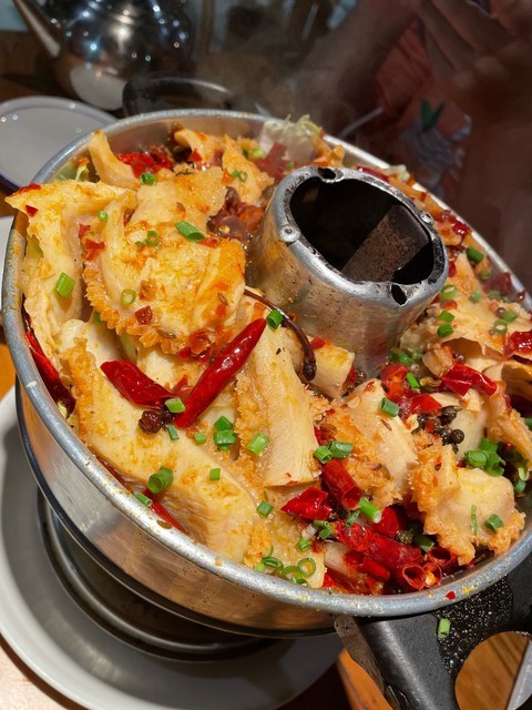 战狼烧烤巴乡牛肚火锅总店