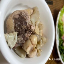 正兴牛鞭鸡子煲