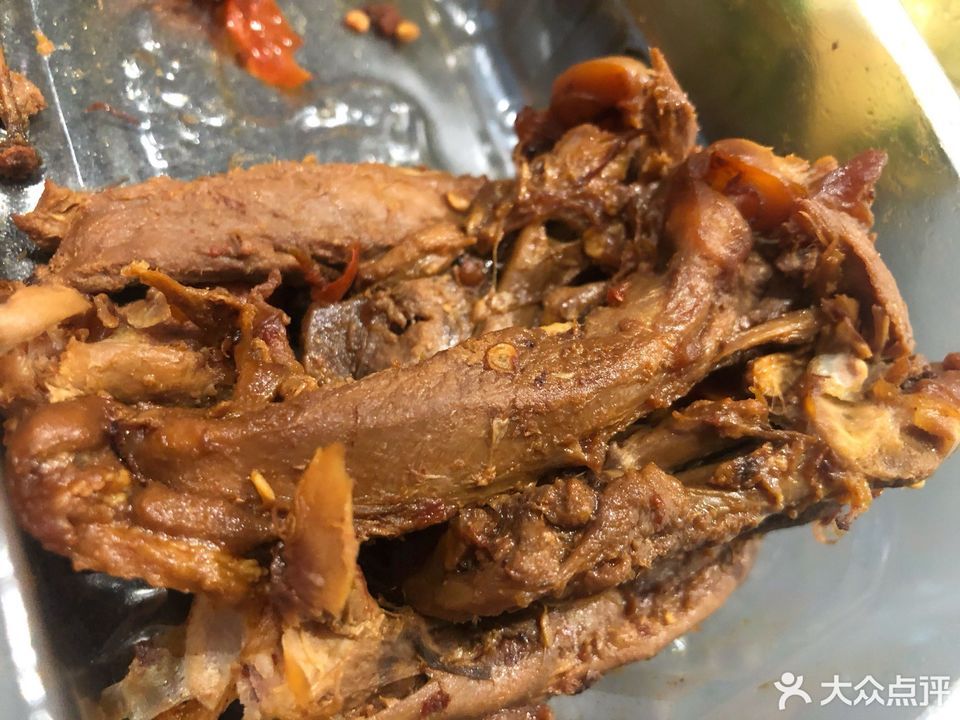 周黑鸭爱琴海店