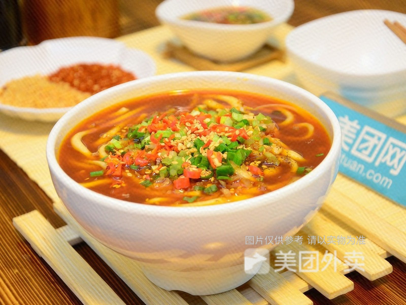 鸡丁土豆粉图片