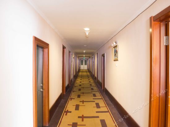 哈尔滨港城酒店(中山路店)