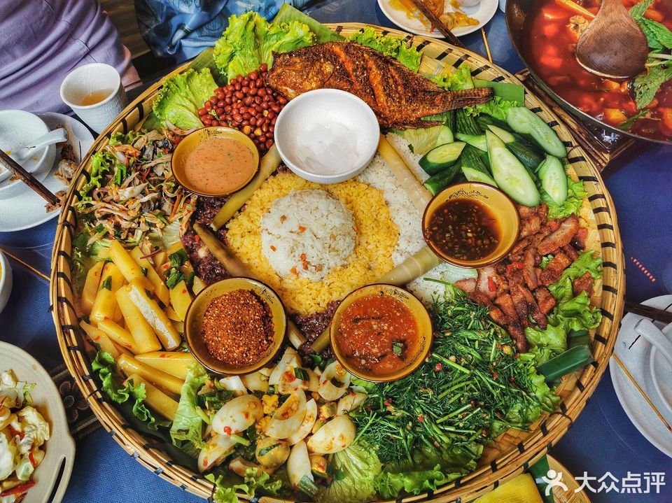 滇声气云南精品民族菜