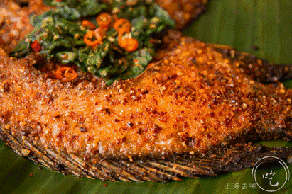 香茅草烤鱼图片